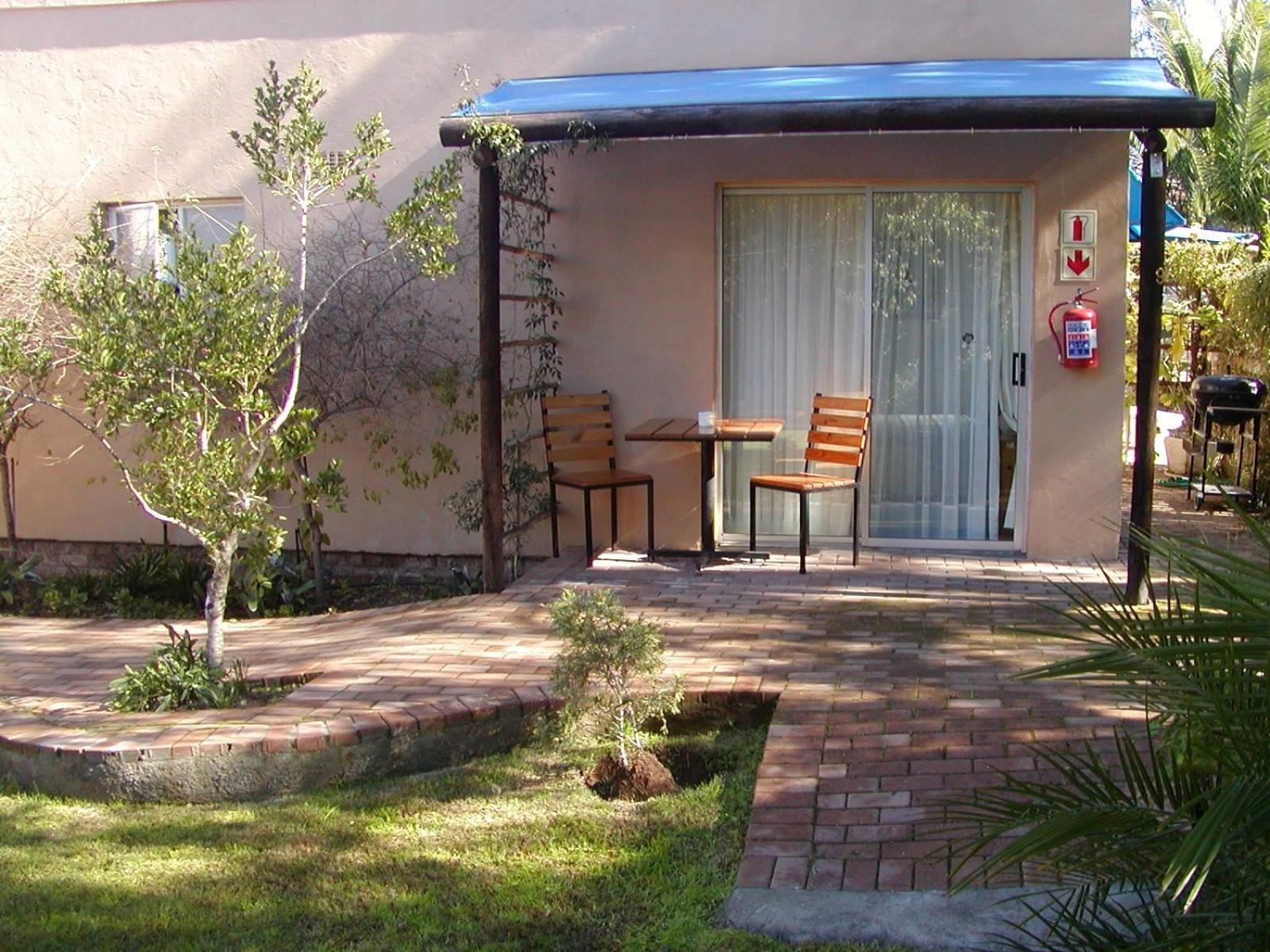 Bisibee Guest House Oudtshoorn Exterior photo